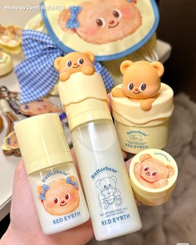 Xịt Lót Dưỡng Ẩm Red Earth Moisturizing Face Base Mist