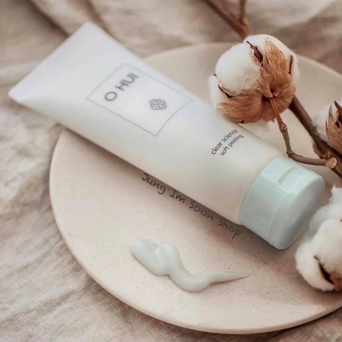 Gel Tẩy Da Chết O Hui Clear Science Soft Peeling 100ML