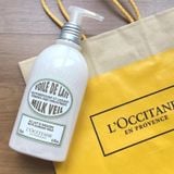 Sữa Dưỡng Thể L'Occitane Moisturizing And Smoothing Almond Milk Veil 240Ml