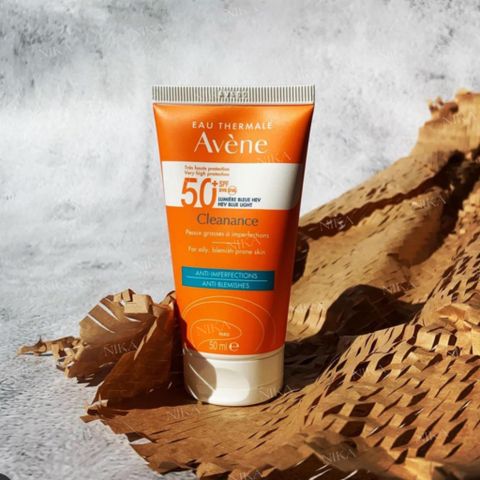 Kem Chống Nắng Avene Cleanance Ultra-Light Anti-Blemishes Spf50+ 50Ml