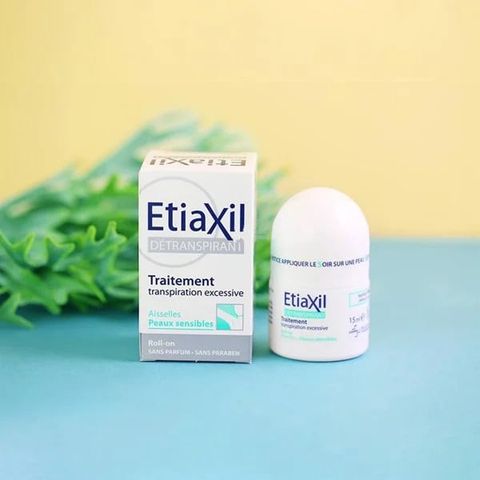 Lăn Khử Mùi Etiaxil Detranspirant Traitement 15Ml