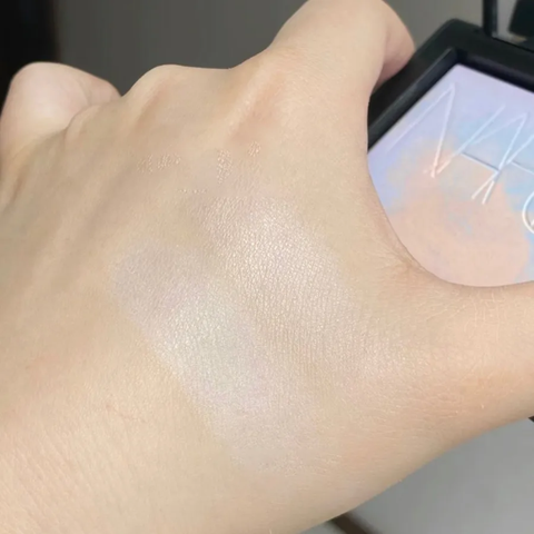 Phấn Phủ Nén Nars Light Reflecting Prismatic Powder 10G
