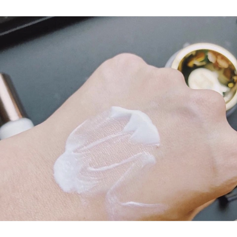 Kem Lót Hourglass Veil Mineral Primer Spf 15 30Ml