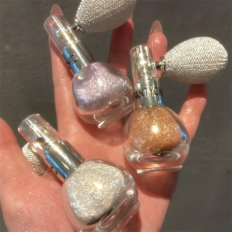 Highlight Dạng Xịt Widz Powder Spray 3.5G