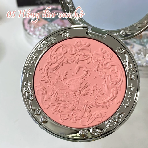 Phấn Má Hồng Flower Knows Swan Ballet Series Embossed Blush 5G