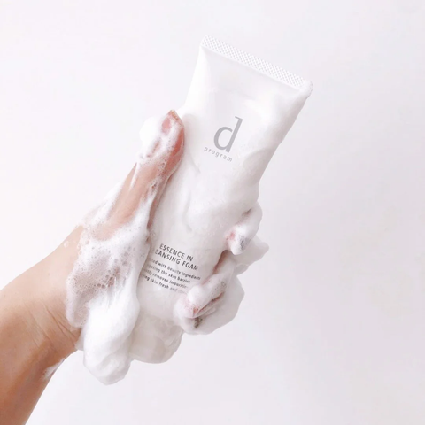 Sữa Rửa Mặt Tạo Bọt D Program Essence In Cleansing Foam 120G