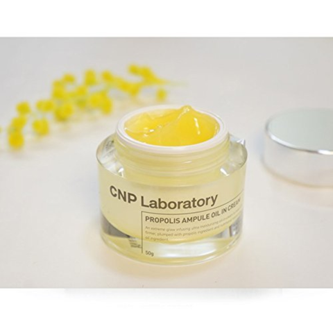 Kem Dưỡng CNP Laboratory Propolis Ampule Oli In 50G