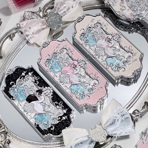 Phấn Mắt Flower Knows Swan Ballet Series 6Ô 6.5G