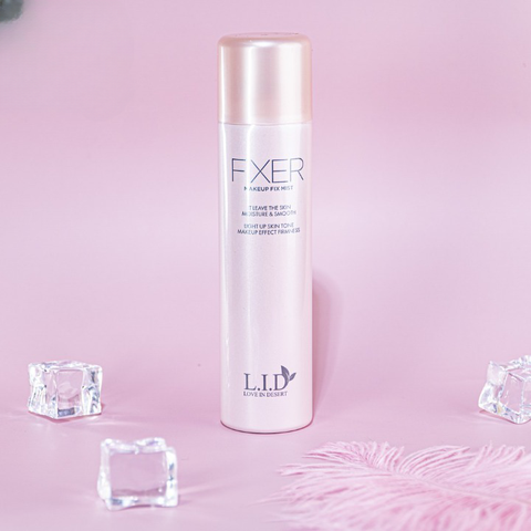 Xịt Fix Make Up Lid Fixer Light Up Skin Tone 135Ml