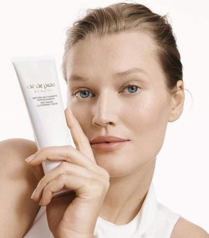 Sữa Rửa Mặt Clé De Peau Beauté Softening Cleansing Foam 125ml