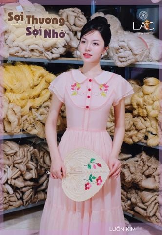  Đầm Luồn Kim 