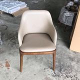 Ghế Ăn Gỗ Grace Có Tay Nệm Da - G50