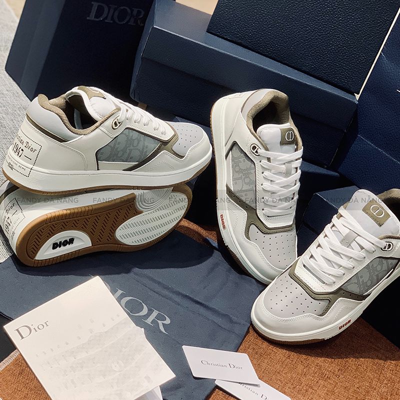 NIKE JORDAN DIOR 2020 Số 1 Nguồn Sỉ Giày Thể Thao F1 Super Fake Rep Rep 11 #45 NIKE JORDAN DIOR 2020 Số 1 Nguồn Sỉ Giày Thể Thao F1 Super Fake Rep Rep 11