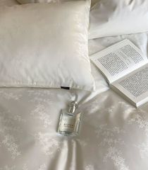  Chăn ga gối chất satin thêu hoa sang trọng 