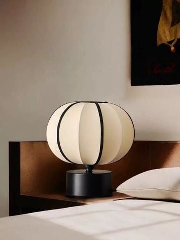 Đèn bàn kiểu nghệ thuật Nhật bản