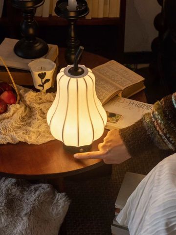 Đèn bàn kiểu nghệ thuật Nhật Bản