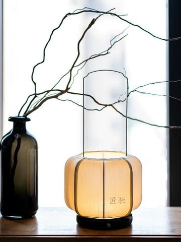 Đèn bàn kiểu nghệ thuật Nhật bản