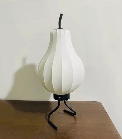 Đèn bàn kiểu nghệ thuật Nhật bản