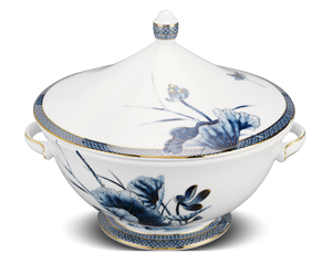  Thố 22 cm + nắp - Hoàng Cung - Sen Vàng 