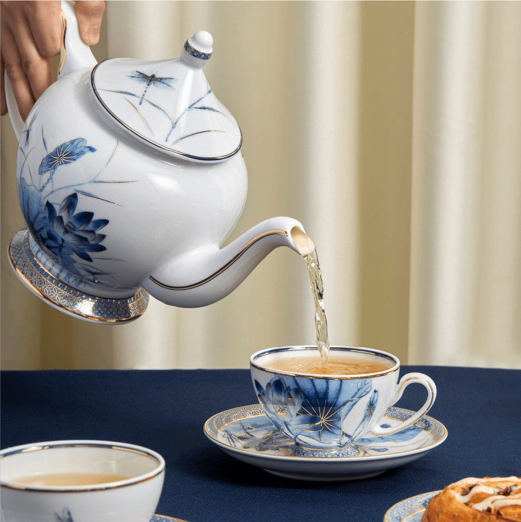 Bộ trà 0.8 L - Hoàng Cung - Sen Vàng