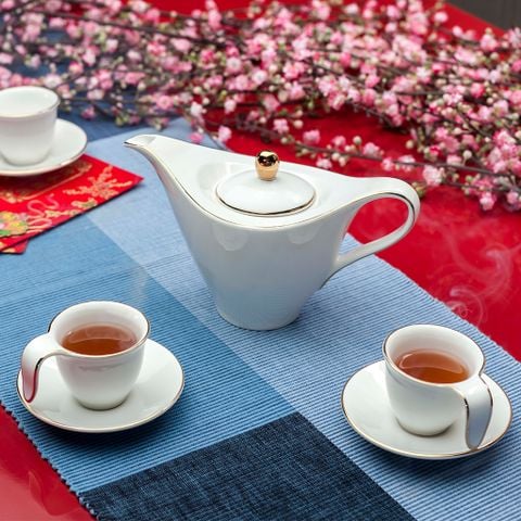  Bộ trà cao 0.45 L - Anh Vũ - Chỉ Vàng. 