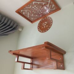 Bàn thờ treo tường bằng gỗ đẹp mẫu MS12