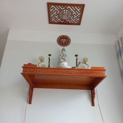 Bàn thờ treo tường gỗ tự nhiên mẫu MS18