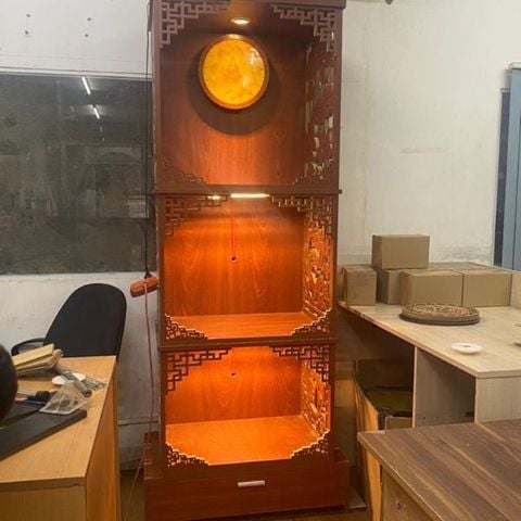 Tủ thờ kết hợp đèn hào quang 3 tầng TT06