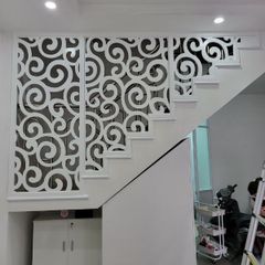 Vách ngăn cầu thang bằng nhựa mẫu CT17