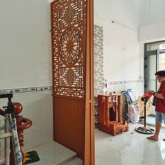 Vách ngăn cầu thang có chân mẫu CT10