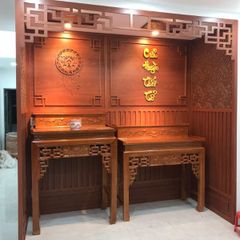 Trang trí vách ngăn phòng thờ chữ vạn mẫu PT21