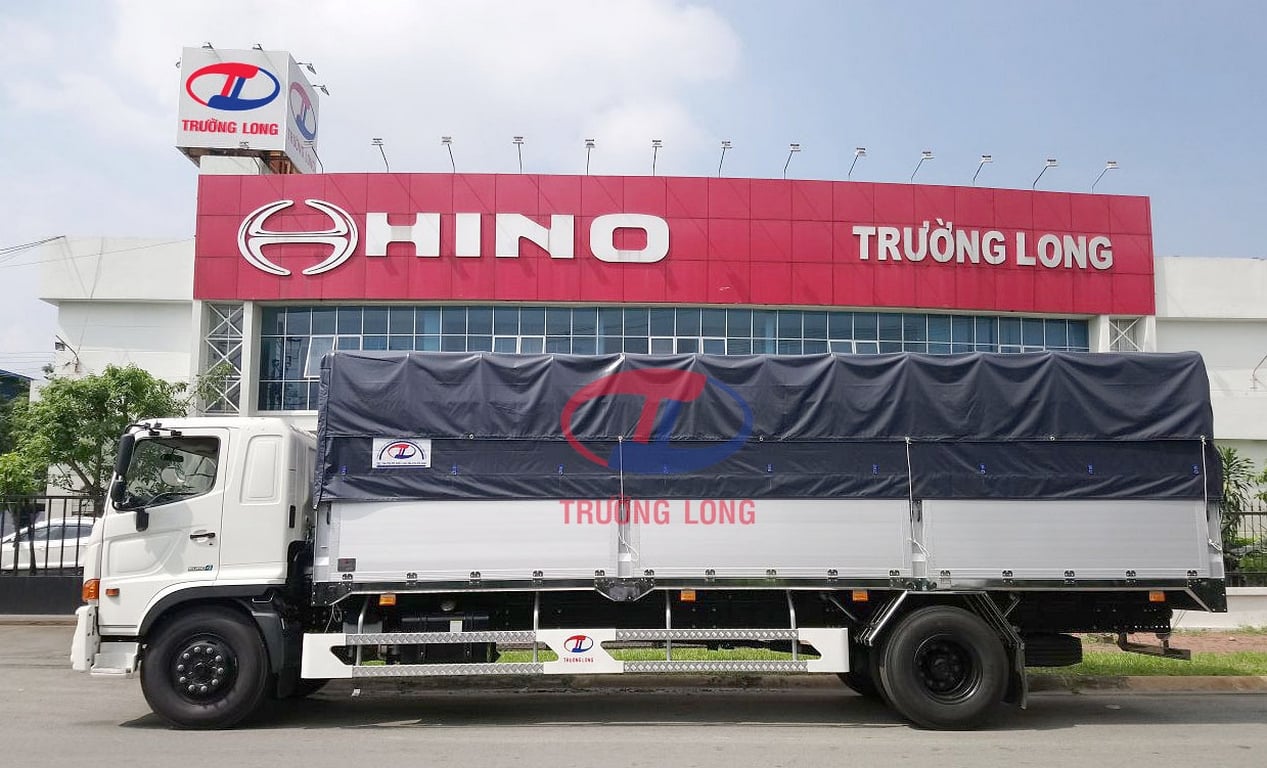 Xe Tải Hino 8 Tấn Thùng Mui Bạt