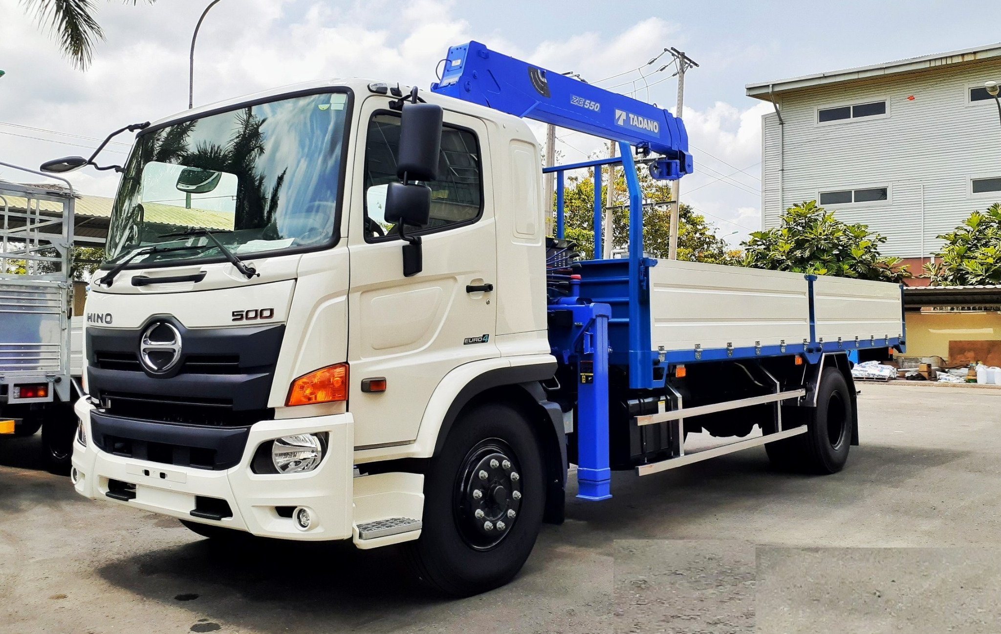 Xe tải cẩu Hino 8 tấn - Cần cẩu Tadano ZE553MH