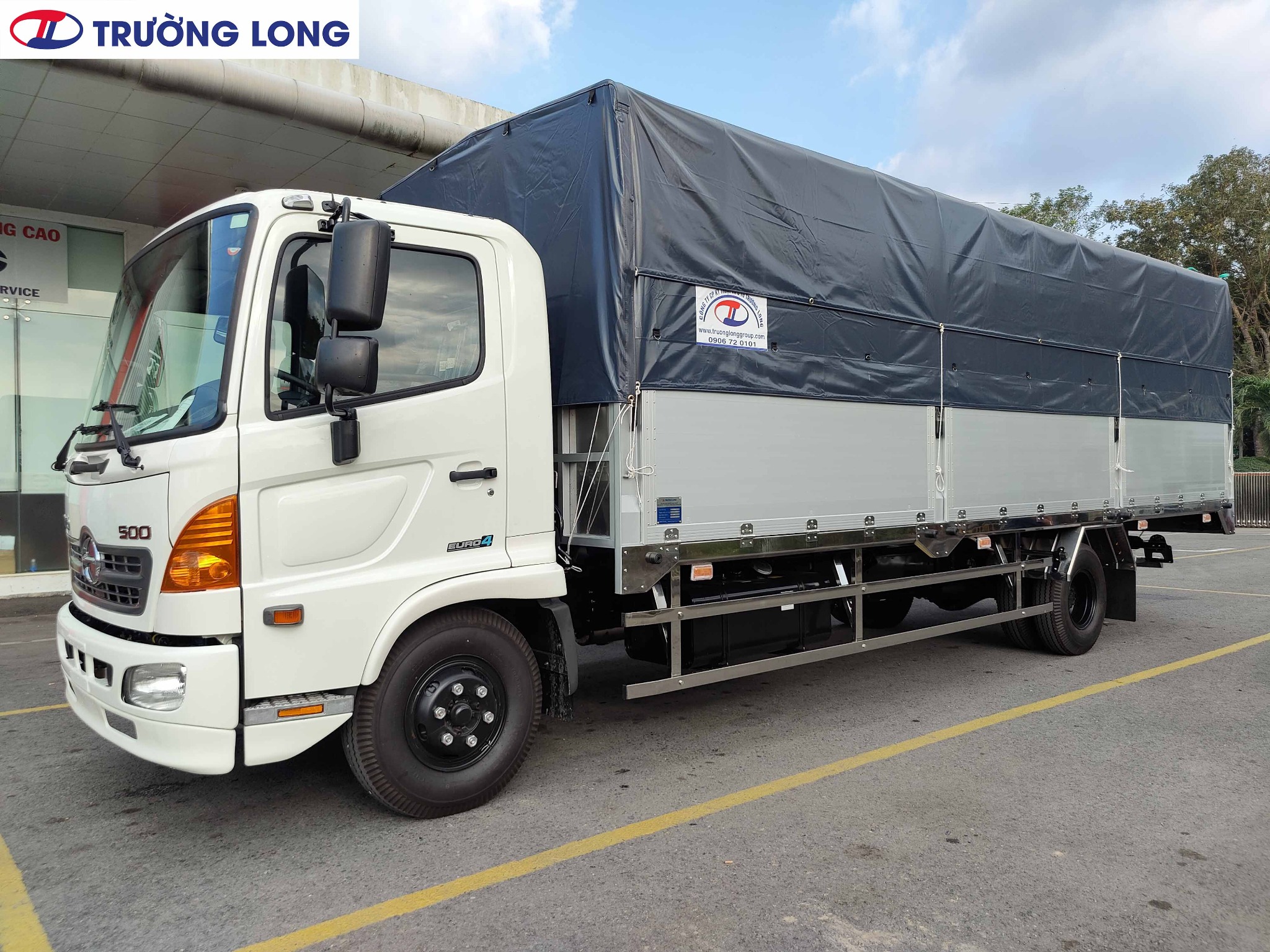 Xe Tải Hino 6 Tấn Thùng Mui Bạt