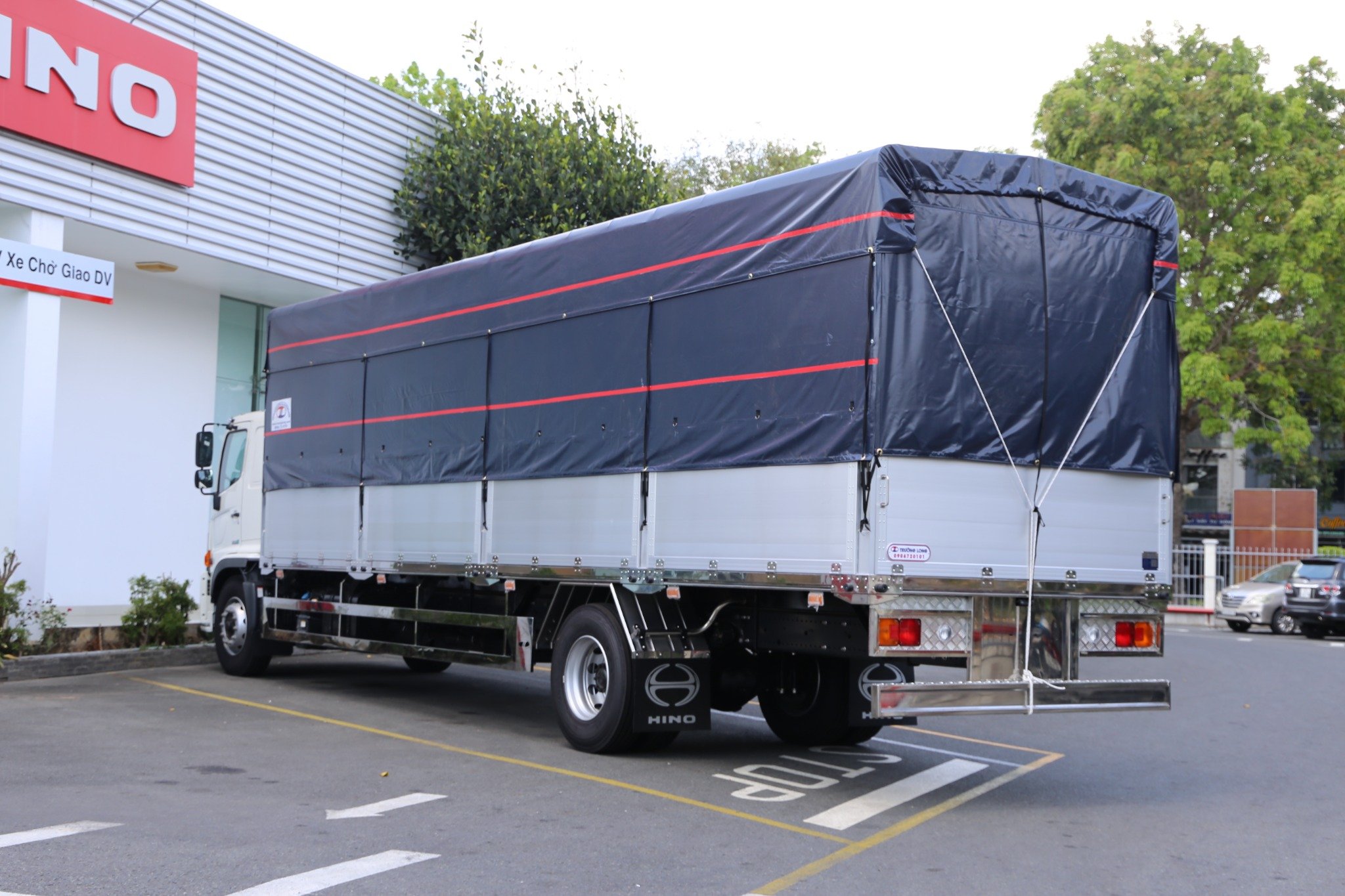 HINO PGX E5 - Xe mui bạt 7 tấn 1 thùng dài 10m