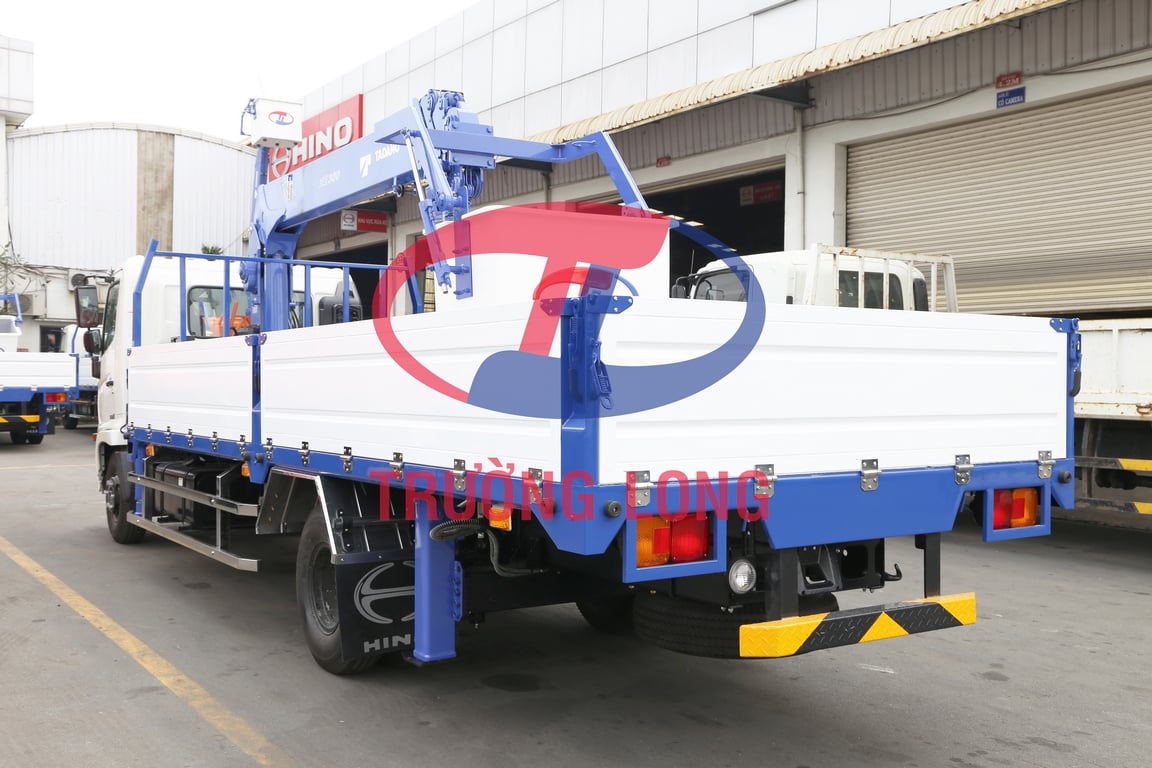 5 Ton Hino Crane Truck