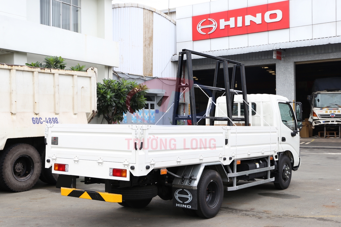 Xe Tải Hino 5 Tấn Thùng Lửng