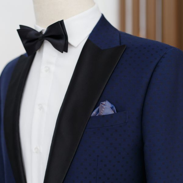  Áo Khoác Tuxedo Hoạ Tiết Khối 