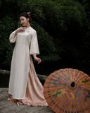  Áo Dài Chỉ Hạc 