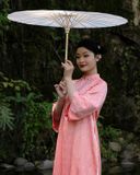  Áo Dài Danh Nguyệt 
