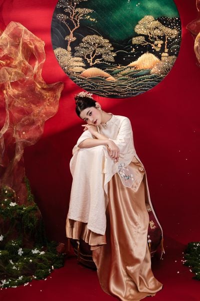  Áo dài Trầm Tưởng 