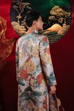  Áo dài Thế Lữ 