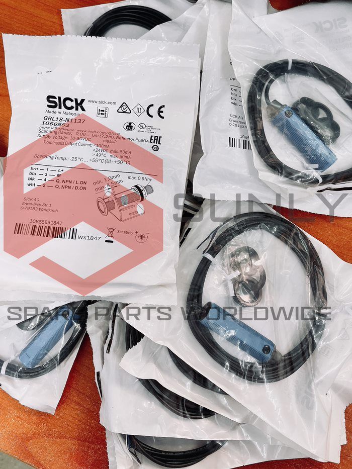 Sensore SICK GRL18-N2432 (1067981) - Nuovo Originale