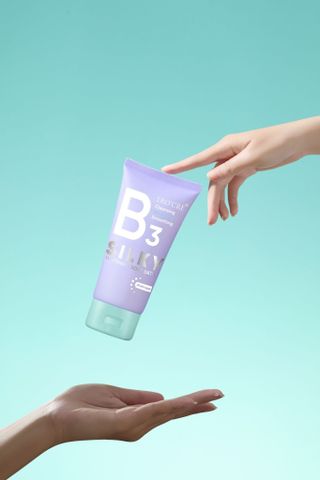  Tắm Trắng Lro'Cre Silky Whitening Body Bath Giúp Da Sáng Bật Tone 150g 