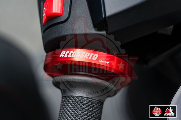 cum-ga-cum-tang-toc-accossato-do-2-day-ga-duoi