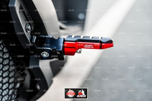 gac-chan-cnc-gtr-cho-vario-click-160-150-125-chinh-hang