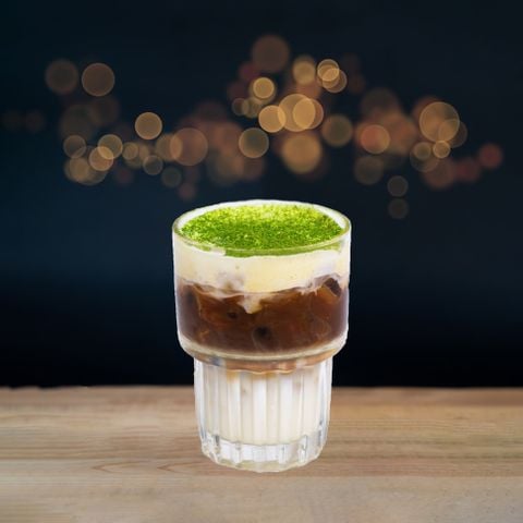  Cà phê muối ngọc long biển 