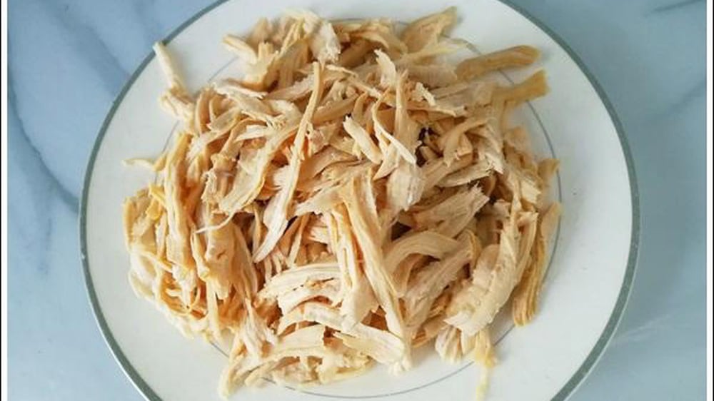 Gà xé – Grandma Lu's