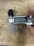  Nắp chụp vuông 20x20mm, ren M6 (Cái) 