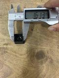  Nắp chụp vuông 20x20mm, ren M6 (Cái) 